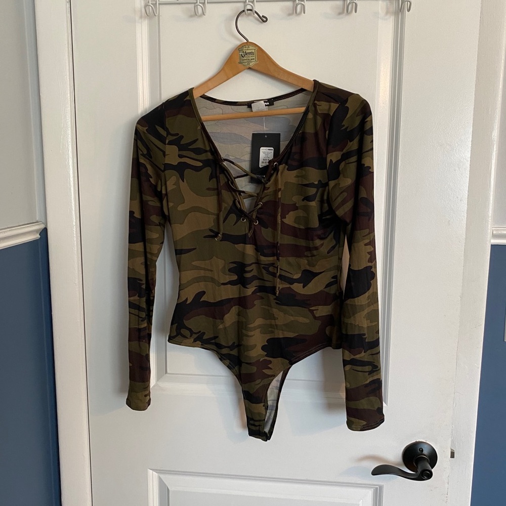 Fashion nova camo bodysuit- NWT